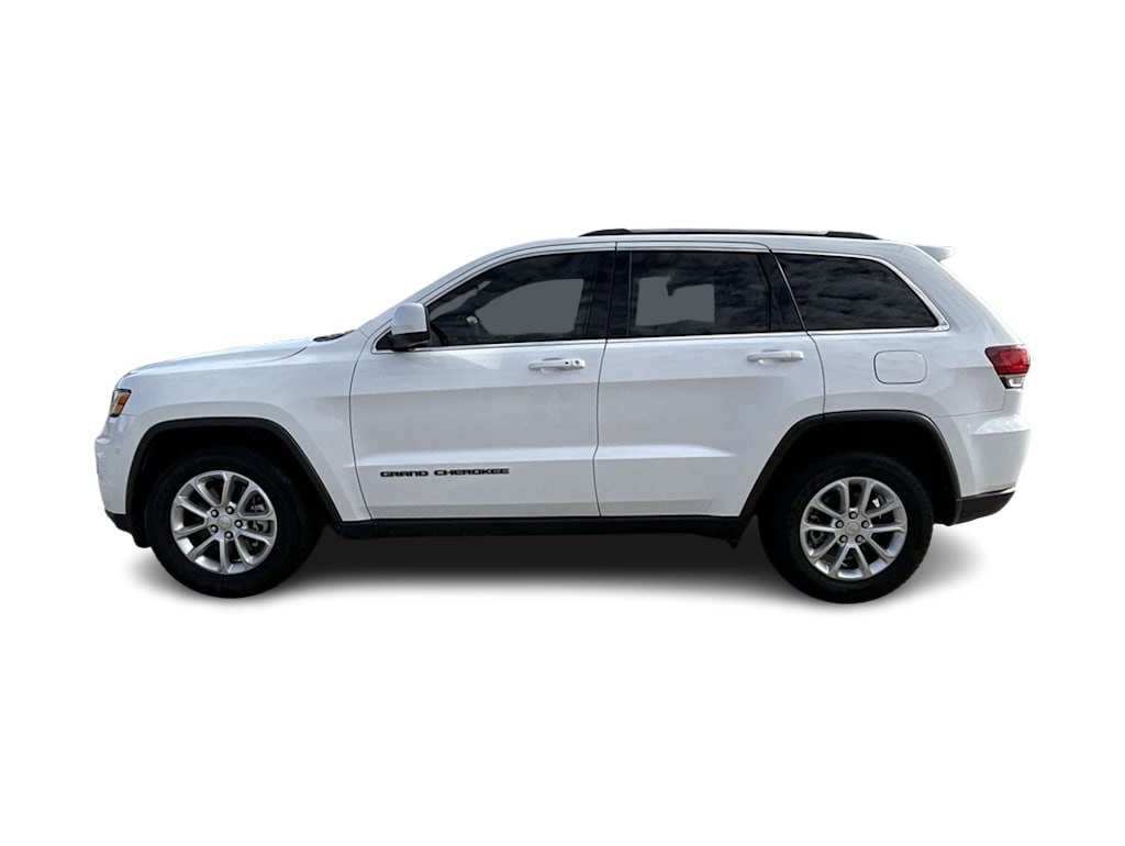 2021 Jeep Grand Cherokee Laredo 3