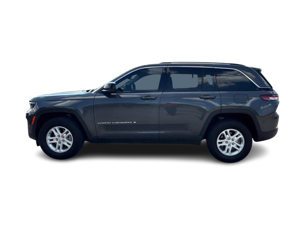 Thumbnail: 2023 Jeep Grand Cherokee - 3