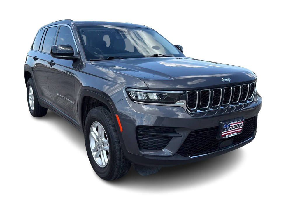 Thumbnail: 2023 Jeep Grand Cherokee - 16