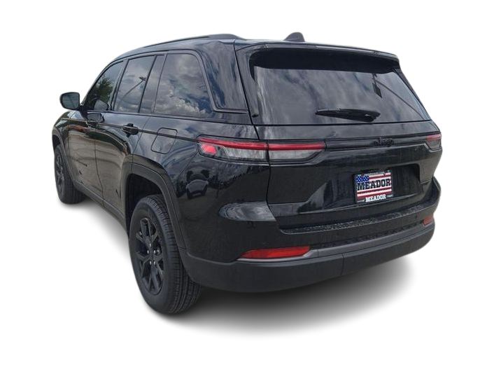 Thumbnail: 2026 Jeep Grand Cherokee - 4