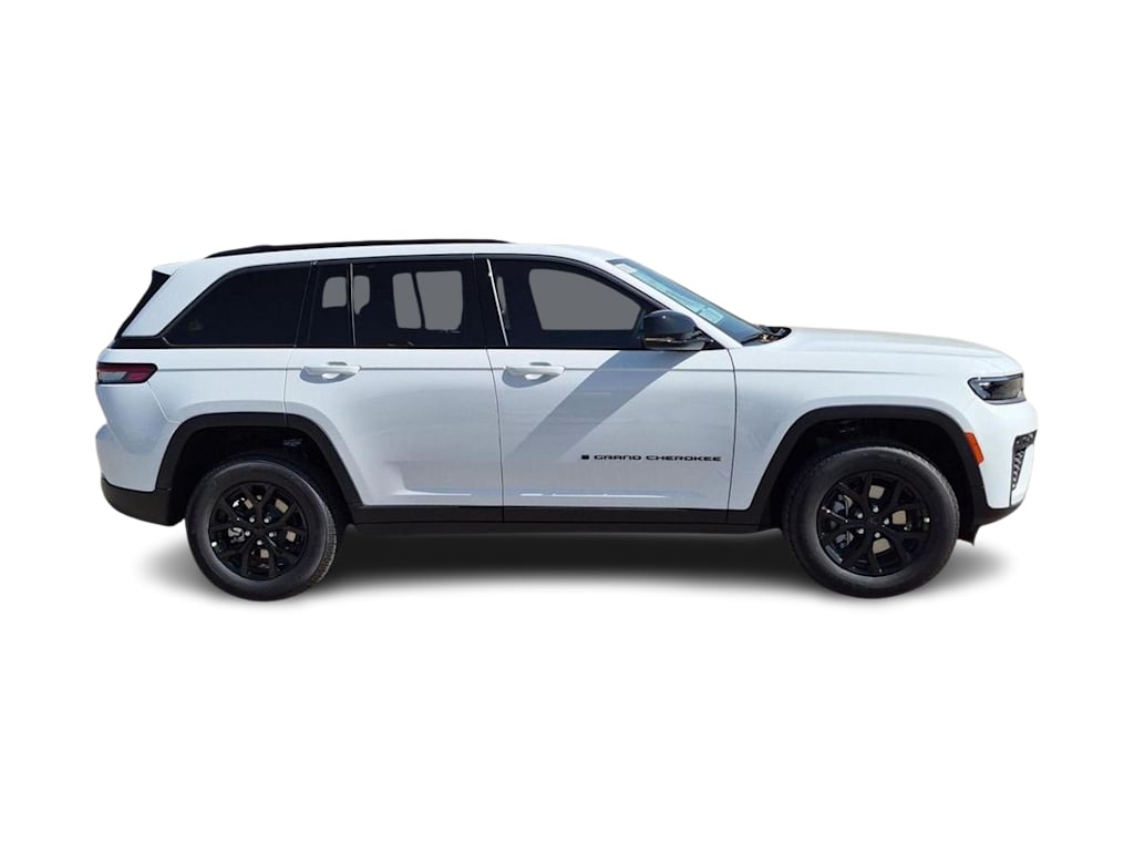Thumbnail: 2026 Jeep Grand Cherokee - 22