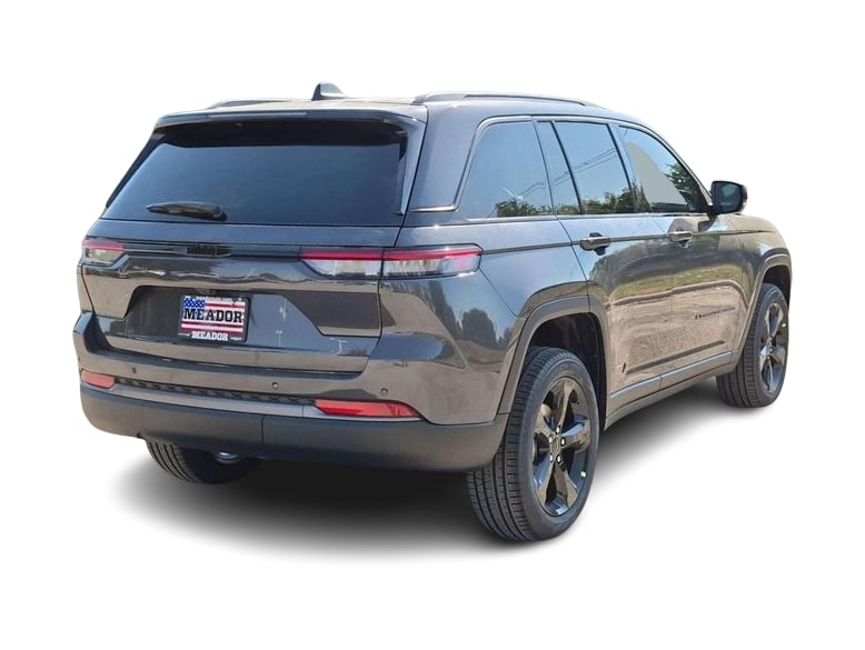 Thumbnail: 2026 Jeep Grand Cherokee - 20
