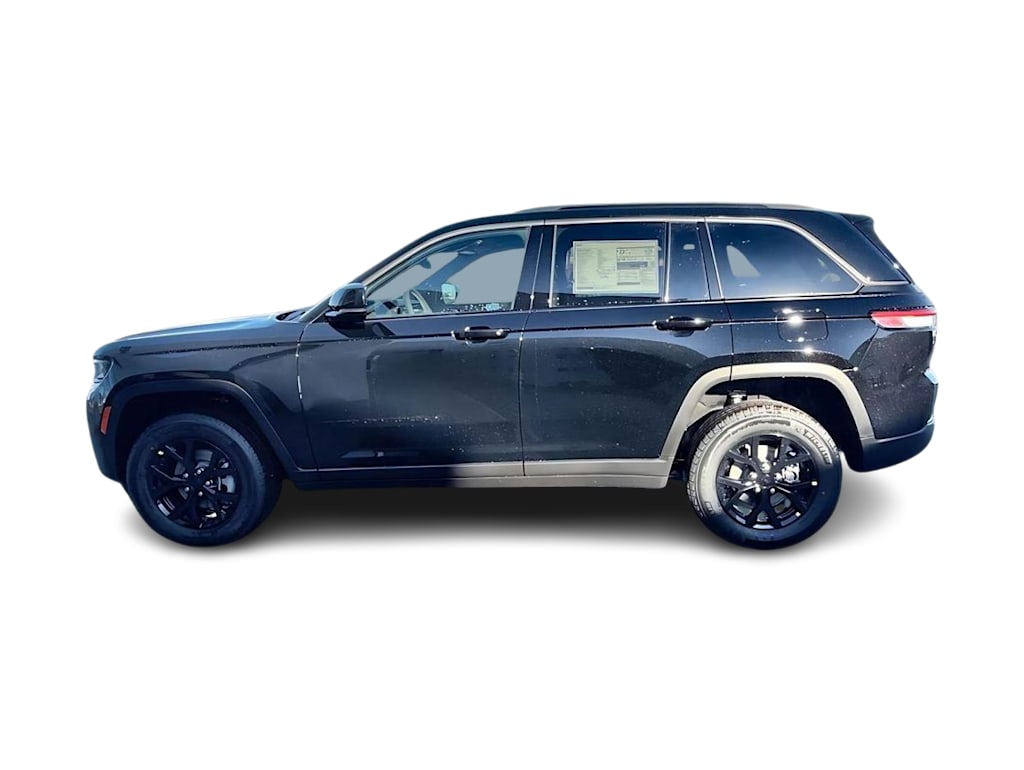 Thumbnail: 2026 Jeep Grand Cherokee - 3