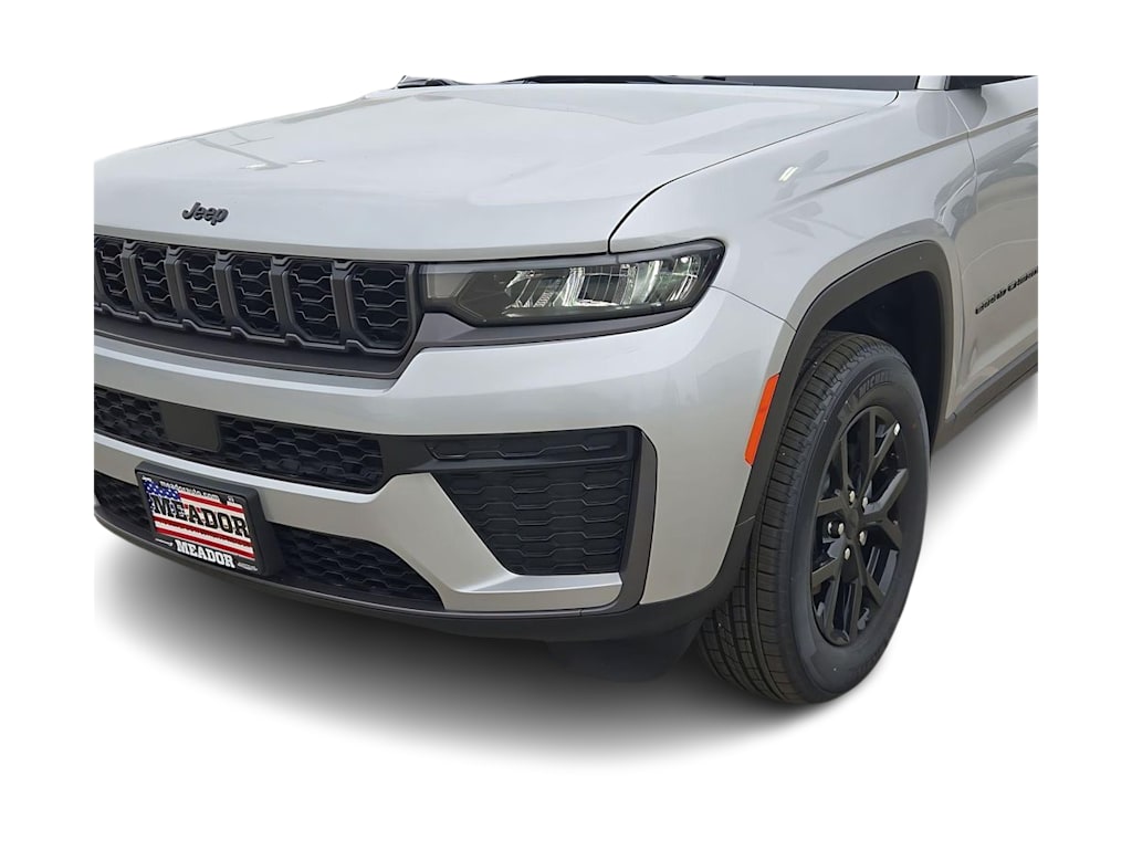 Thumbnail: 2026 Jeep Grand Cherokee - 25