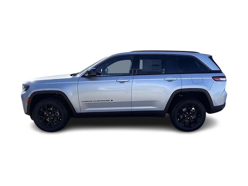 Thumbnail: 2026 Jeep Grand Cherokee - 3