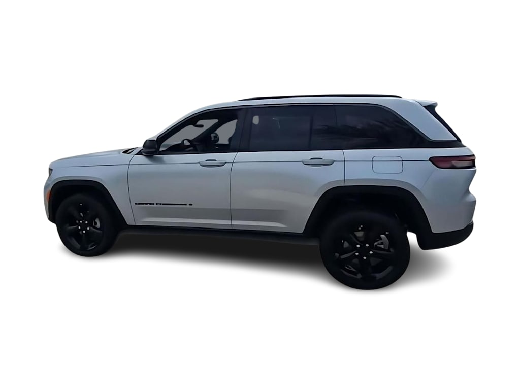 Thumbnail: 2026 Jeep Grand Cherokee - 21
