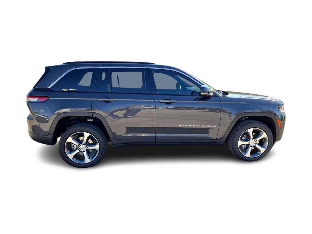 Thumbnail: 2026 Jeep Grand Cherokee - 20
