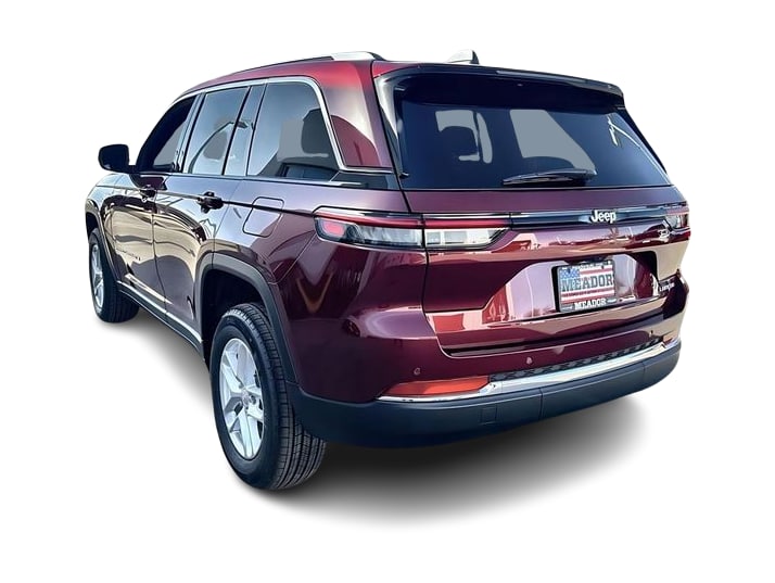 Thumbnail: 2026 Jeep Grand Cherokee L - 4