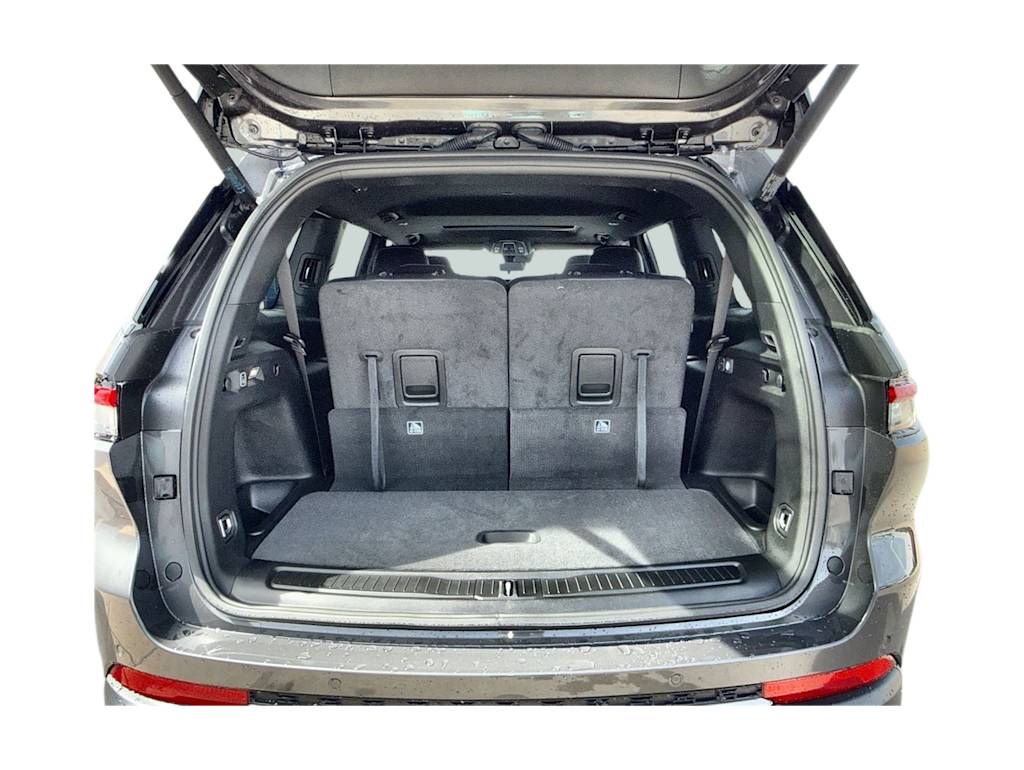 Thumbnail: 2026 Jeep Grand Cherokee L - 18