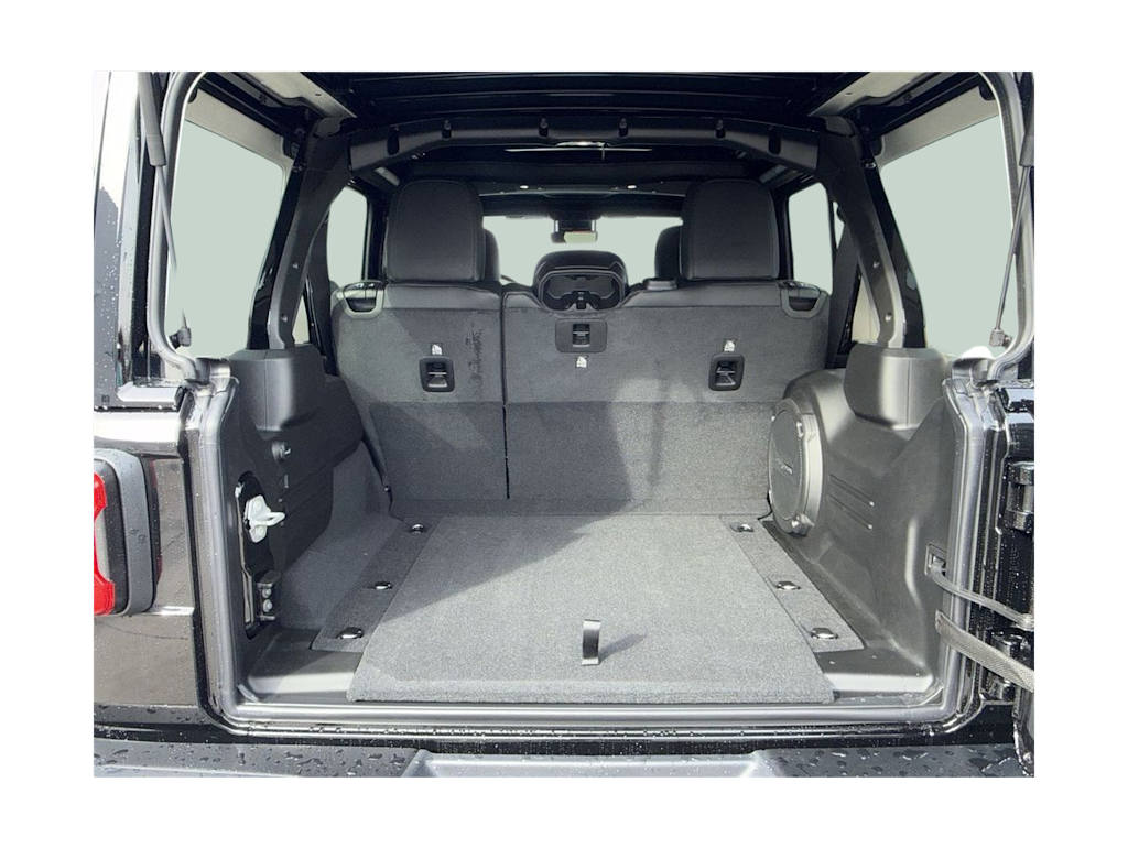 Thumbnail: 2026 Jeep Wrangler - 18