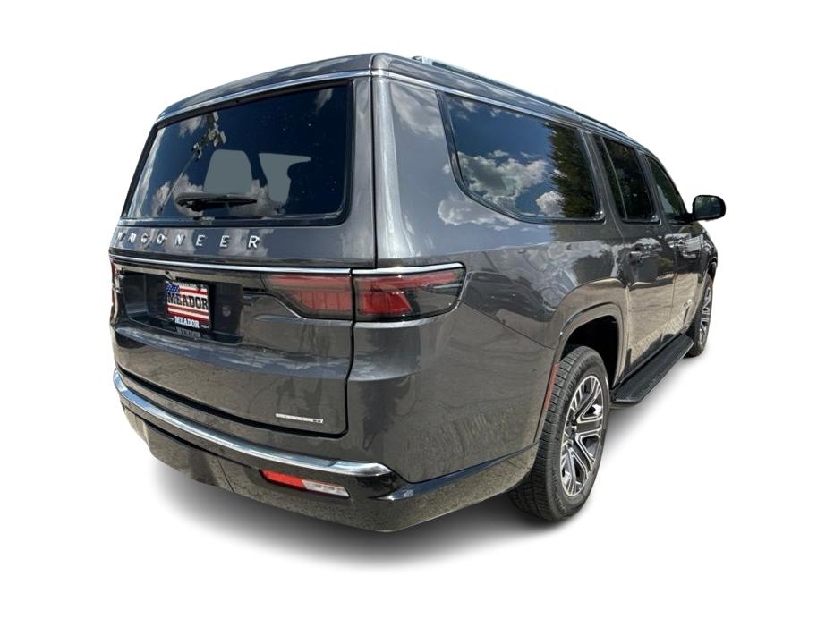 Thumbnail: 2024 Jeep Wagoneer - 13