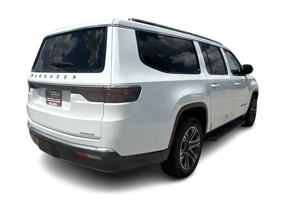 Thumbnail: 2024 Jeep Wagoneer - 15