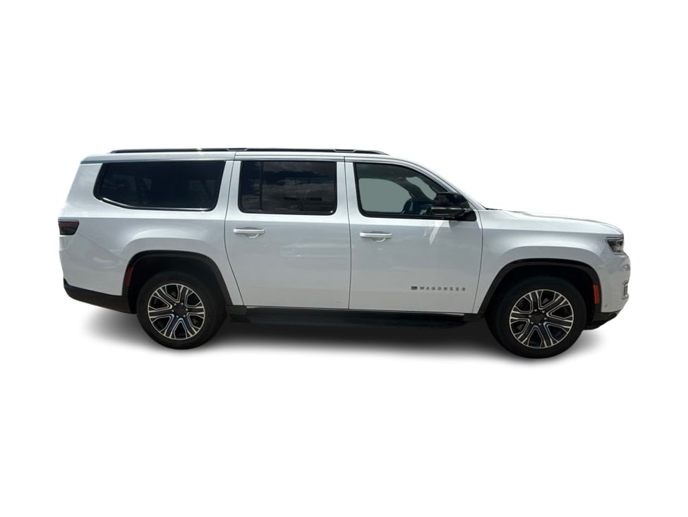 Thumbnail: 2024 Jeep Wagoneer - 16
