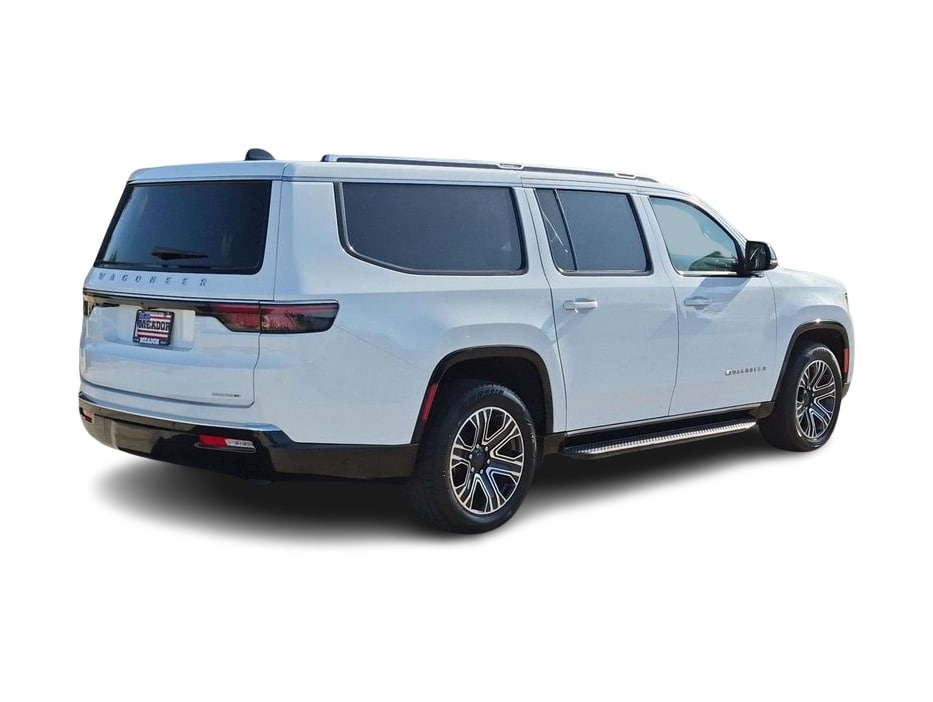 Thumbnail: 2024 Jeep Wagoneer - 20