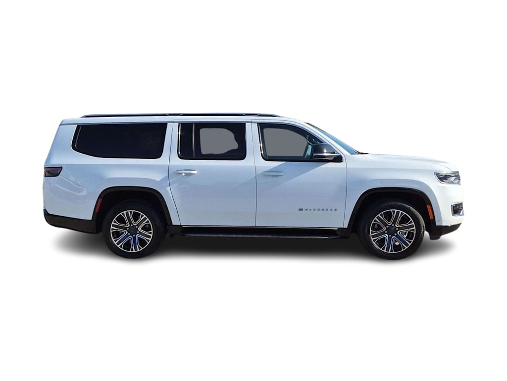 Thumbnail: 2024 Jeep Wagoneer - 21