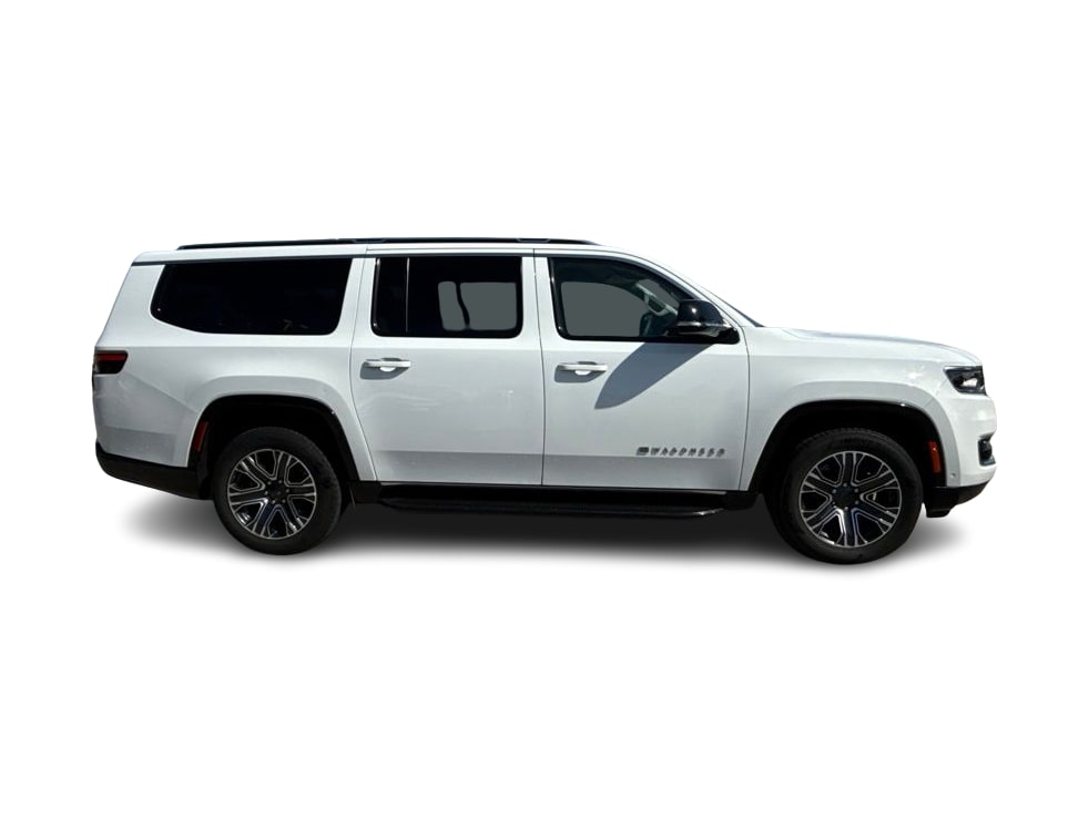 Thumbnail: 2024 Jeep Wagoneer - 17