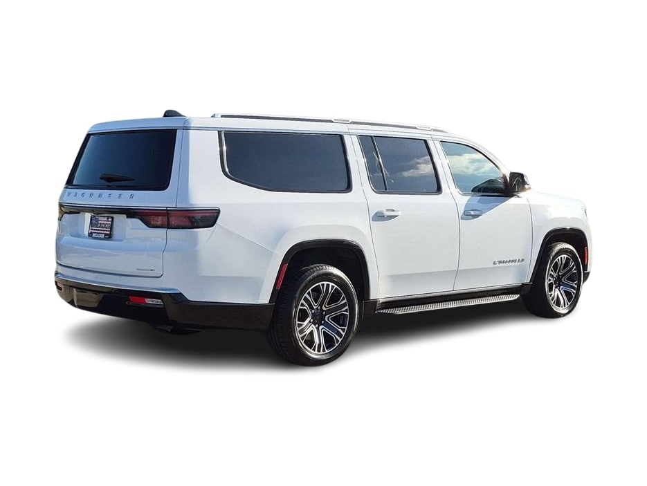 Thumbnail: 2024 Jeep Wagoneer - 19