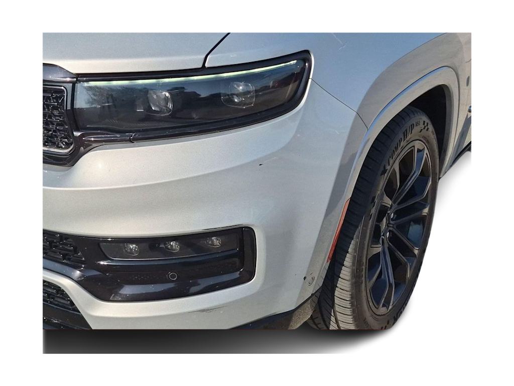 Thumbnail: 2024 Jeep Grand Wagoneer L - 21