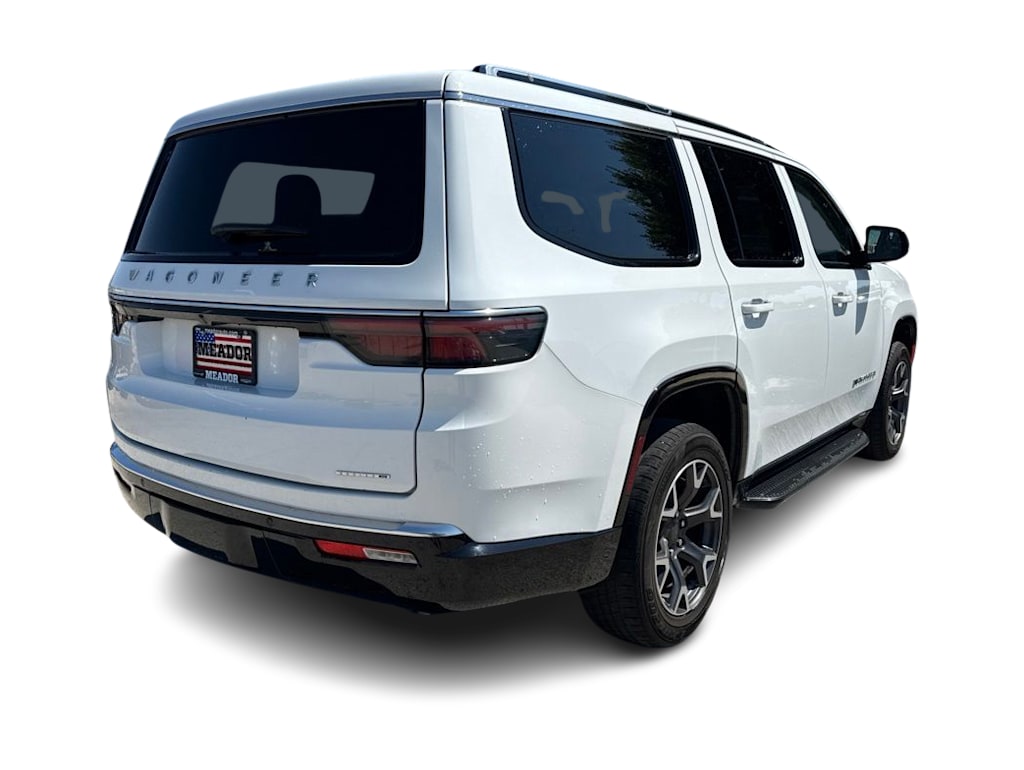 Thumbnail: 2024 Jeep Wagoneer - 14