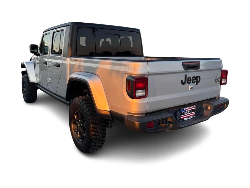 Thumbnail: 2023 Jeep Gladiator - 4