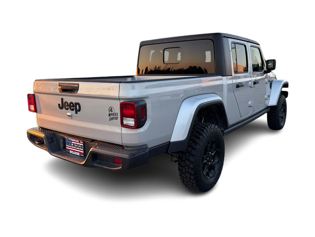 Thumbnail: 2023 Jeep Gladiator - 16