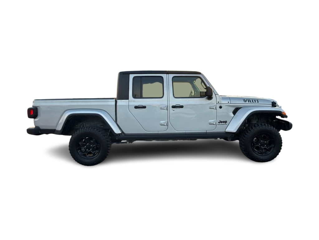 Thumbnail: 2023 Jeep Gladiator - 17