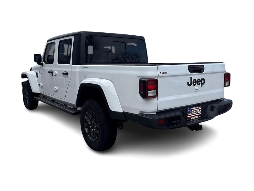 Thumbnail: 2025 Jeep Gladiator - 4