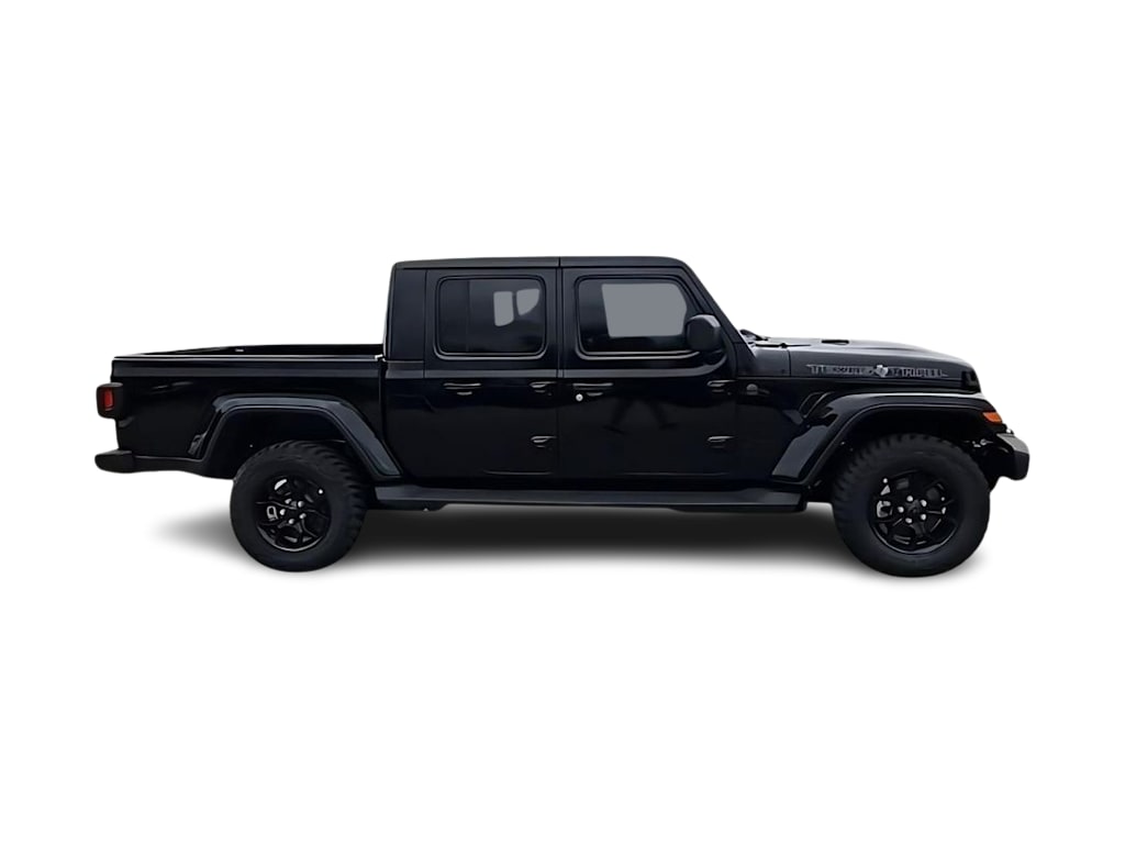 Thumbnail: 2026 Jeep Gladiator - 21