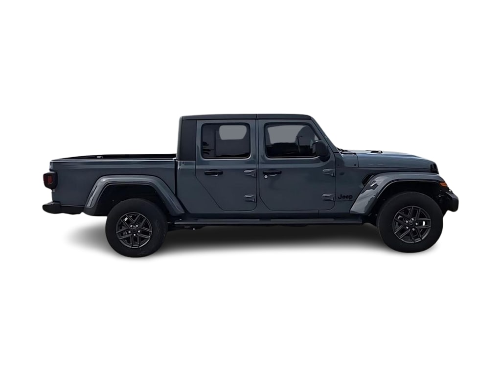 Thumbnail: 2025 Jeep Gladiator - 24