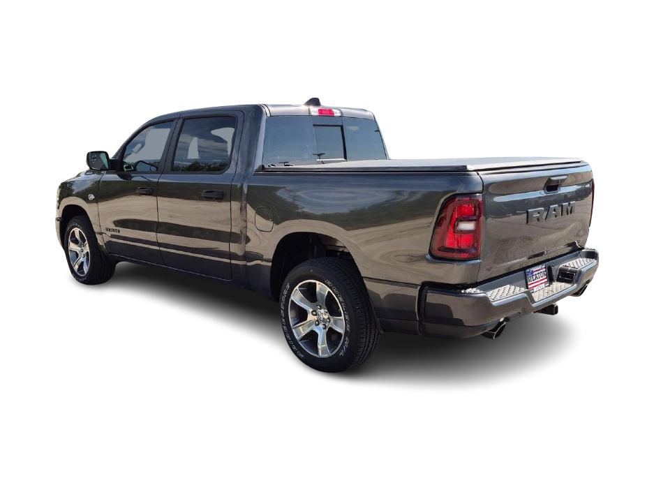Thumbnail: 2026 RAM 1500 - 4