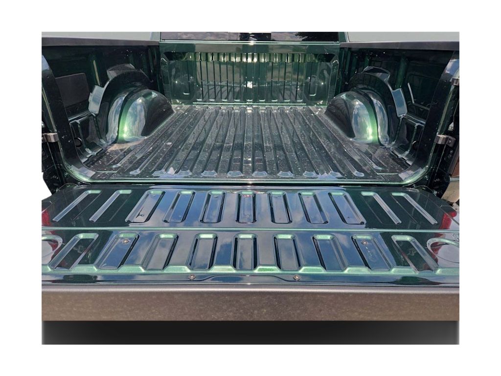 Thumbnail: 2026 RAM 1500 - 18