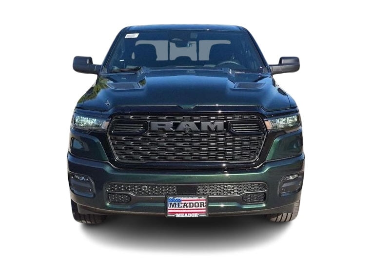 Thumbnail: 2026 RAM 1500 - 6