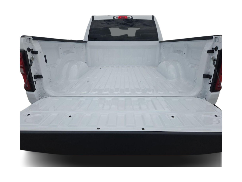 Thumbnail: 2026 RAM 1500 - 17