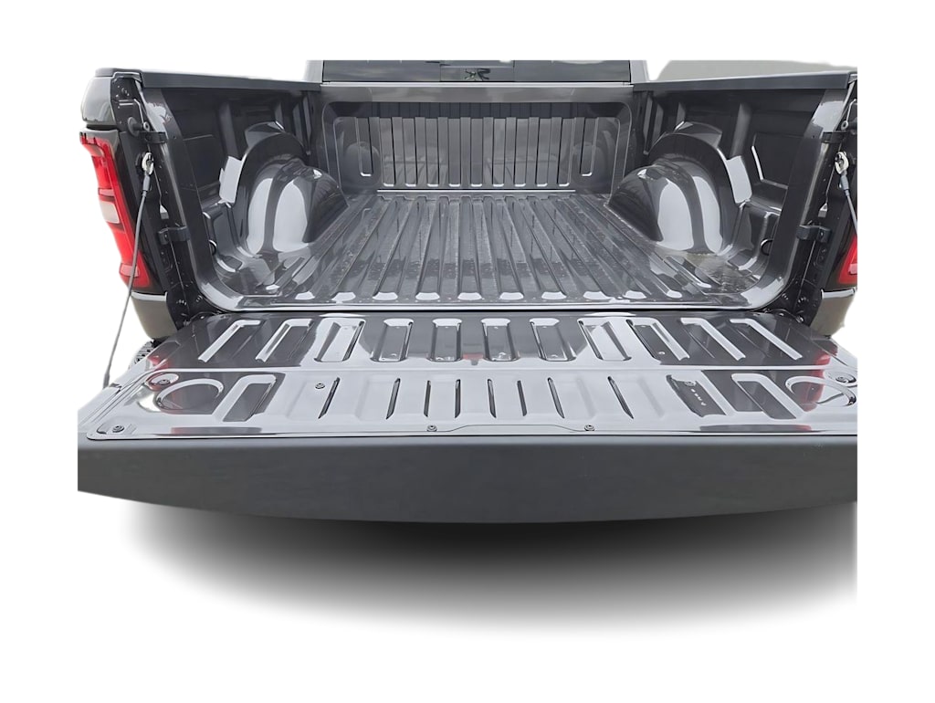 Thumbnail: 2026 RAM 1500 - 17