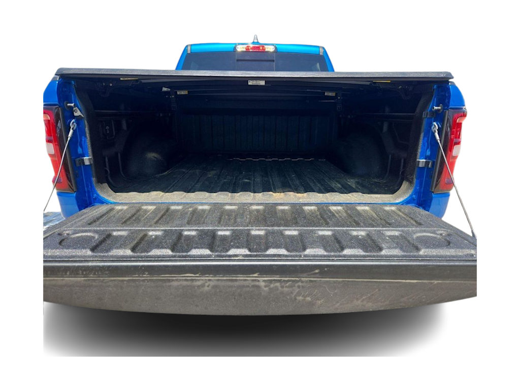 Thumbnail: 2026 RAM 1500 - 18