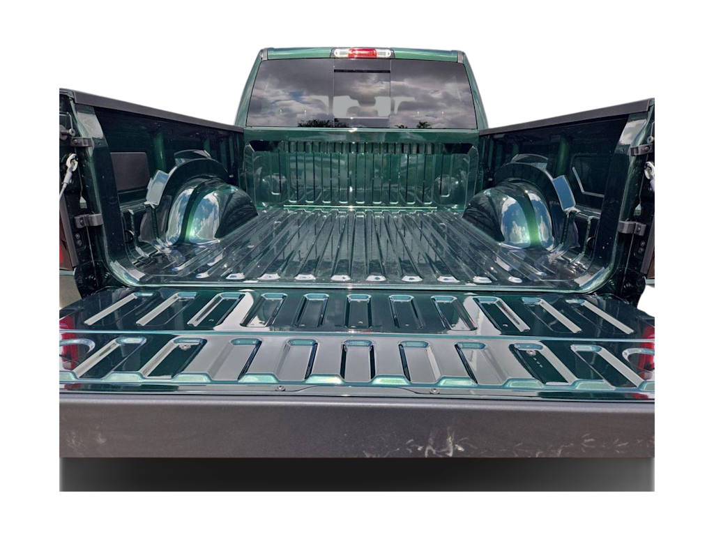 Thumbnail: 2026 RAM 1500 - 17