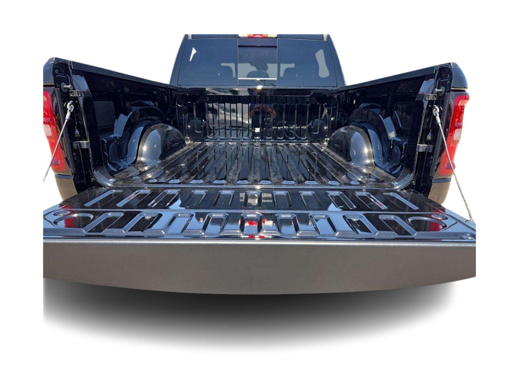 Thumbnail: 2026 RAM 1500 - 17