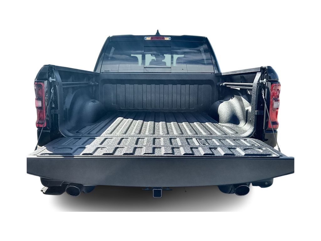 Thumbnail: 2026 RAM 1500 - 17