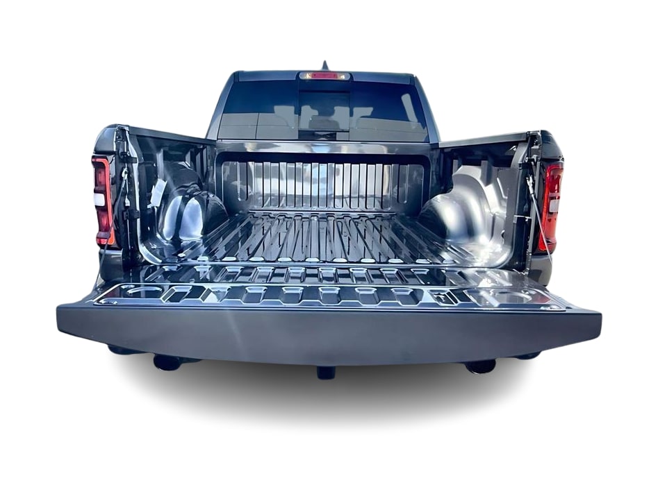 Thumbnail: 2026 RAM 1500 - 17