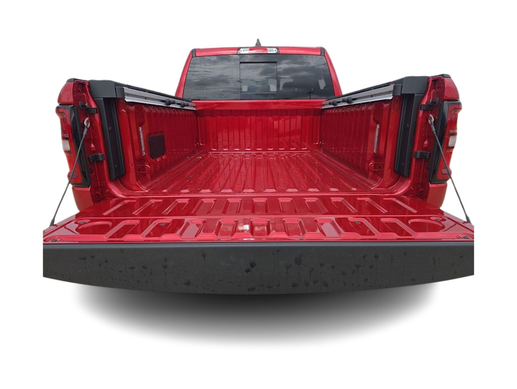 Thumbnail: 2026 RAM 1500 - 17