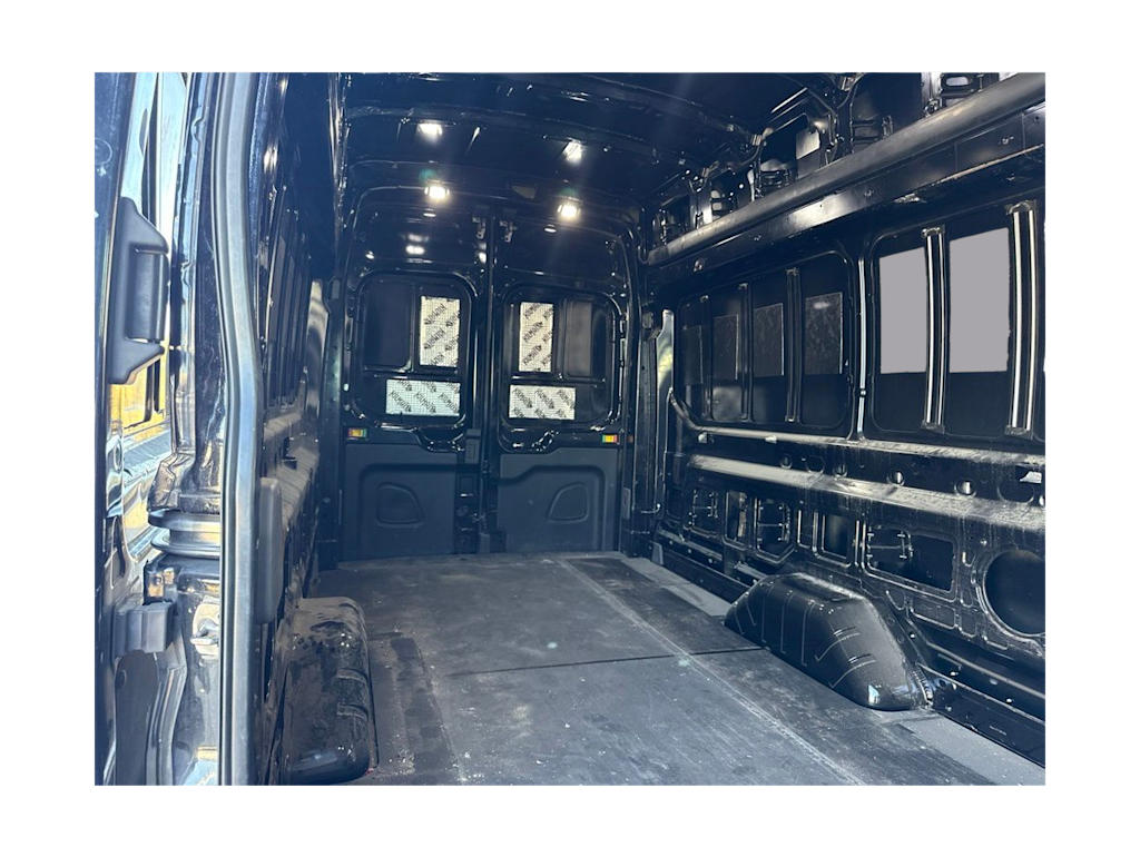 Thumbnail: 2022 Ford Transit Series - 17
