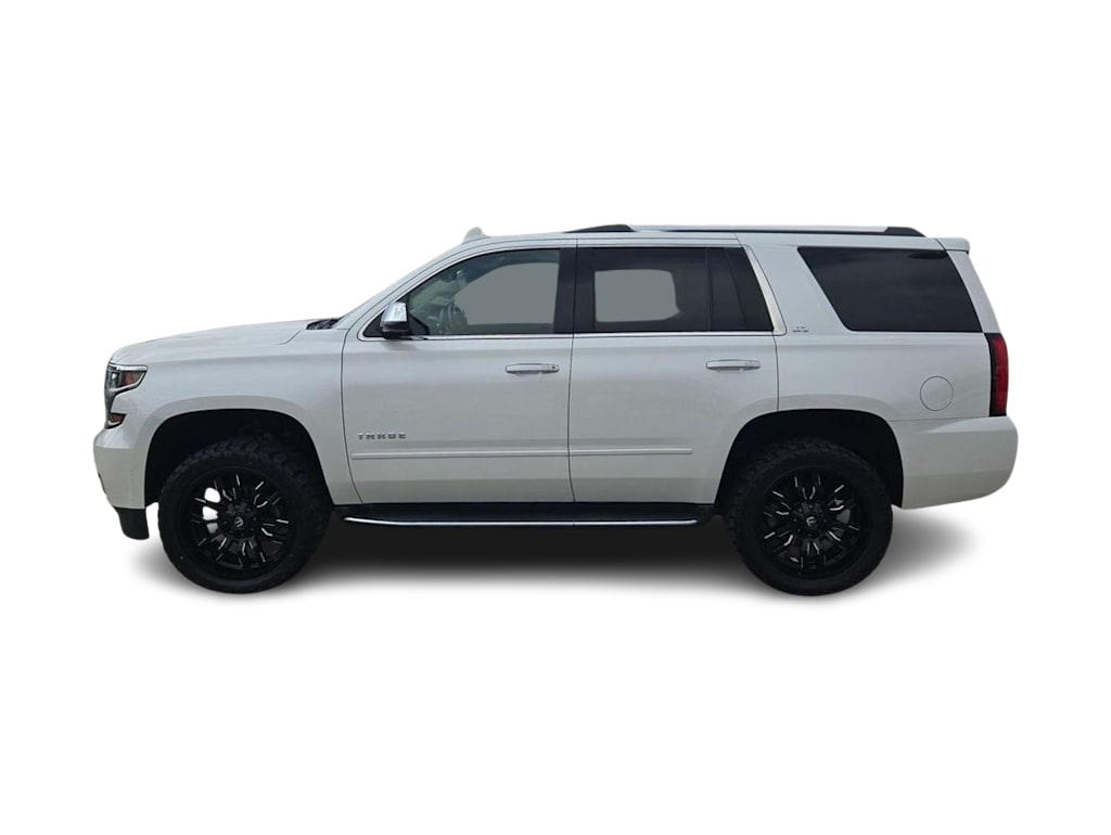 Thumbnail: 2016 Chevrolet Tahoe - 3