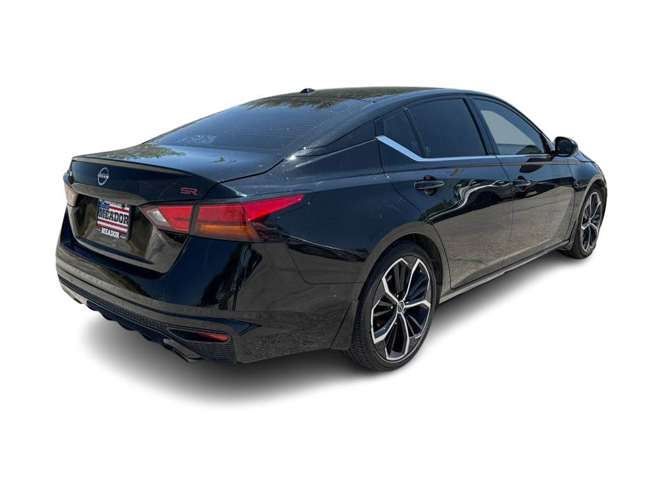 Thumbnail: 2023 Nissan Altima - 15
