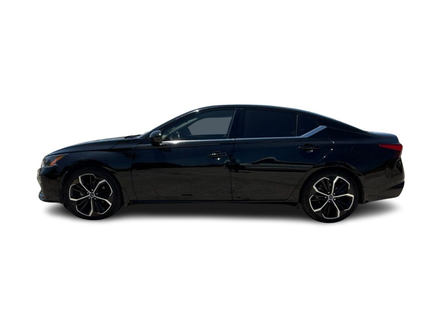 Thumbnail: 2023 Nissan Altima - 3