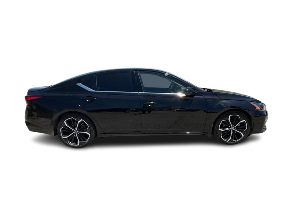 Thumbnail: 2023 Nissan Altima - 16
