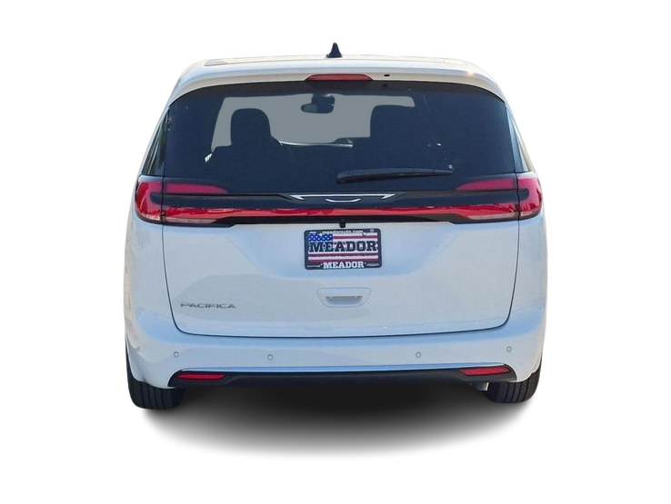 Thumbnail: 2027 Chrysler Pacifica - 5
