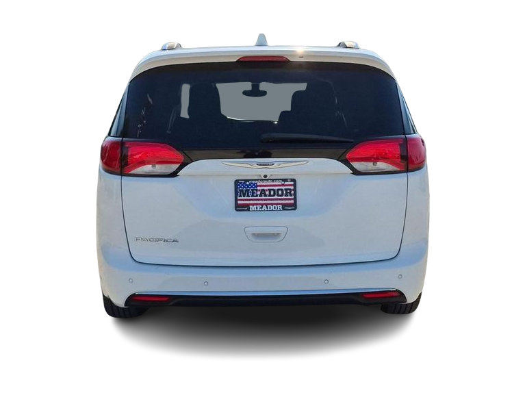 Thumbnail: 2019 Chrysler Pacifica - 5