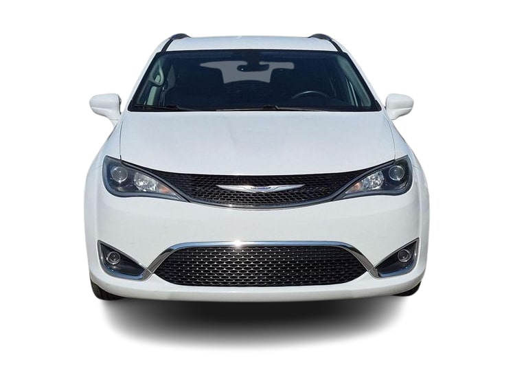 Thumbnail: 2019 Chrysler Pacifica - 6