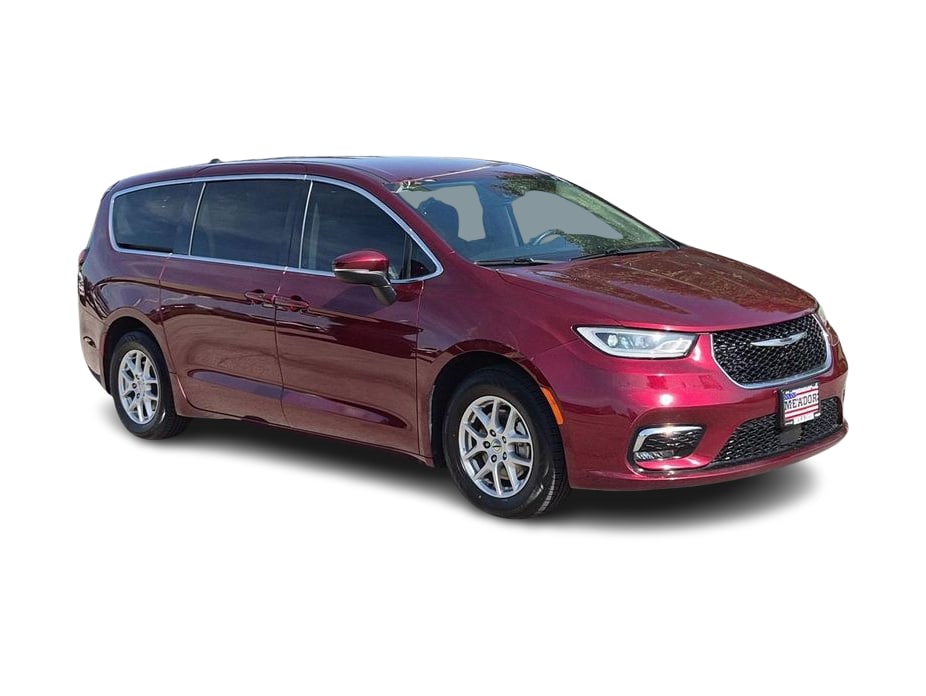 Thumbnail: 2023 Chrysler Pacifica - 20