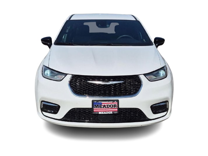 Thumbnail: 2025 Chrysler Pacifica - 6
